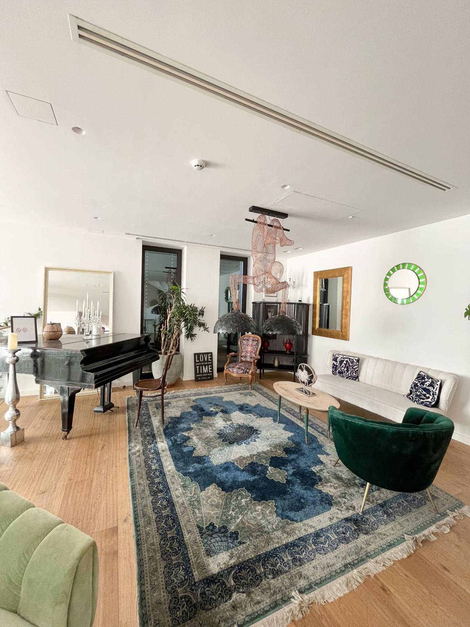 The Babe Boutique Hotel Belgrade Extérieur photo